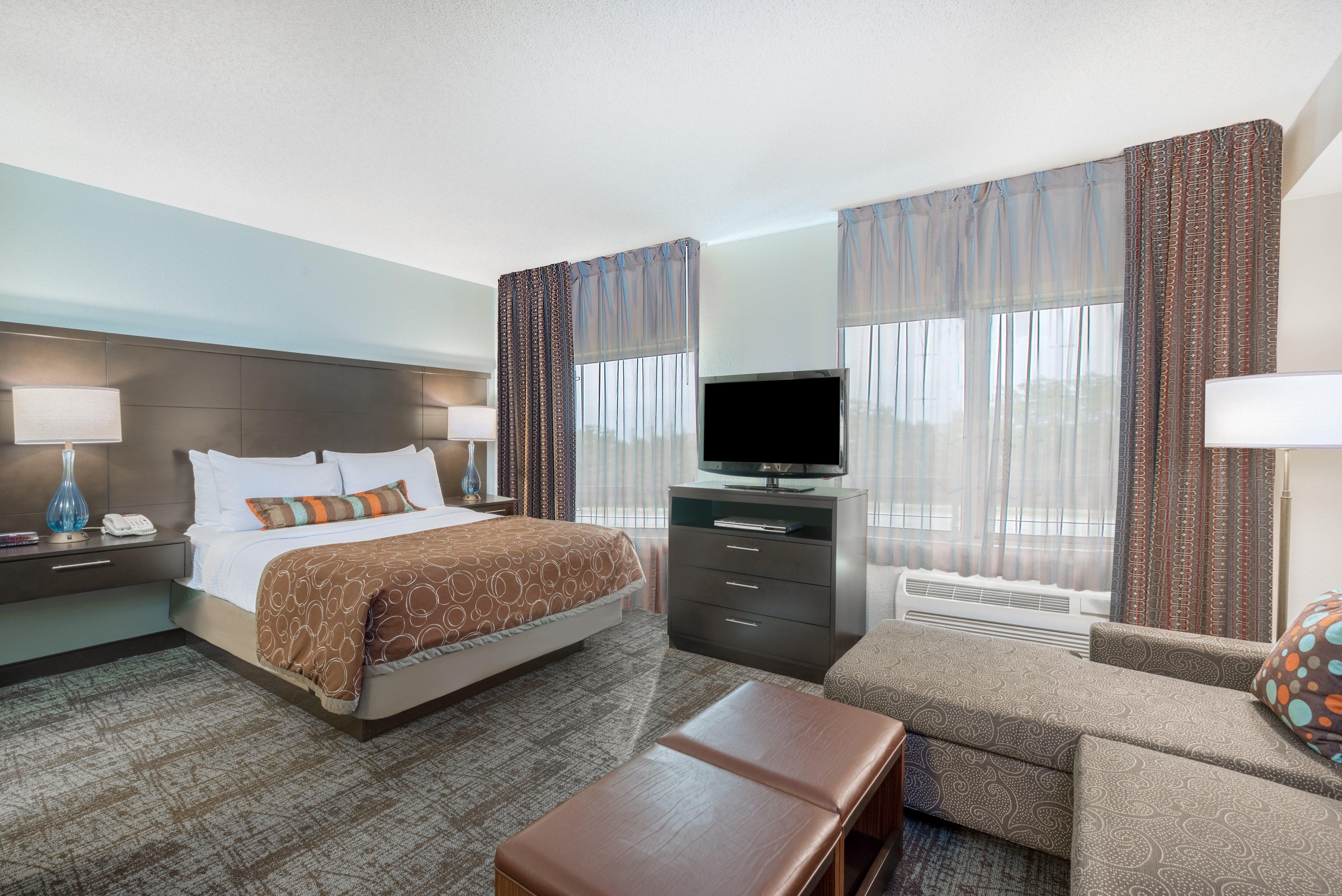 Staybridge Suites Wilmington-Newark By Ihg Bagian luar foto