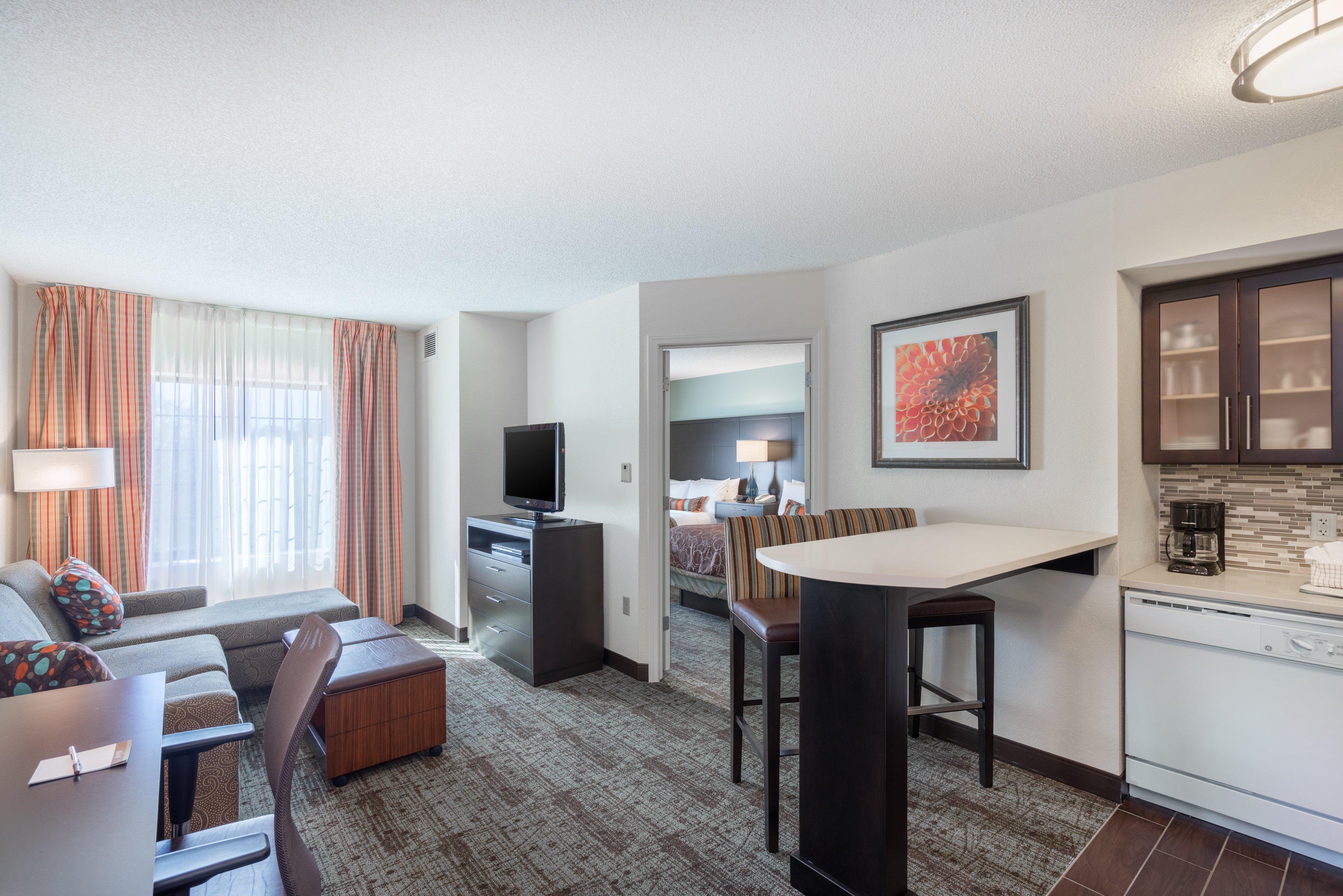 Staybridge Suites Wilmington-Newark By Ihg Bagian luar foto