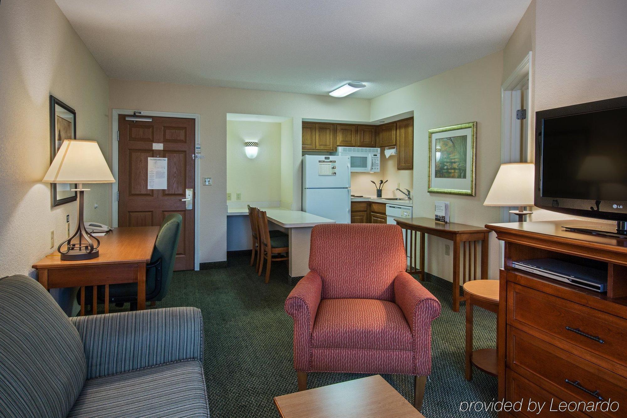 Staybridge Suites Wilmington-Newark By Ihg Bagian luar foto
