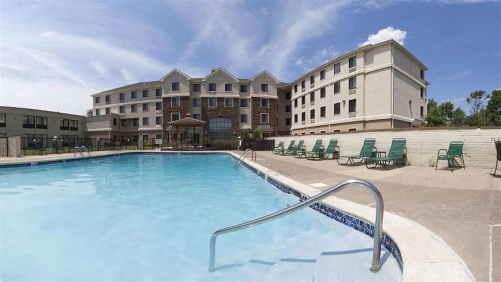 Staybridge Suites Wilmington-Newark By Ihg Bagian luar foto
