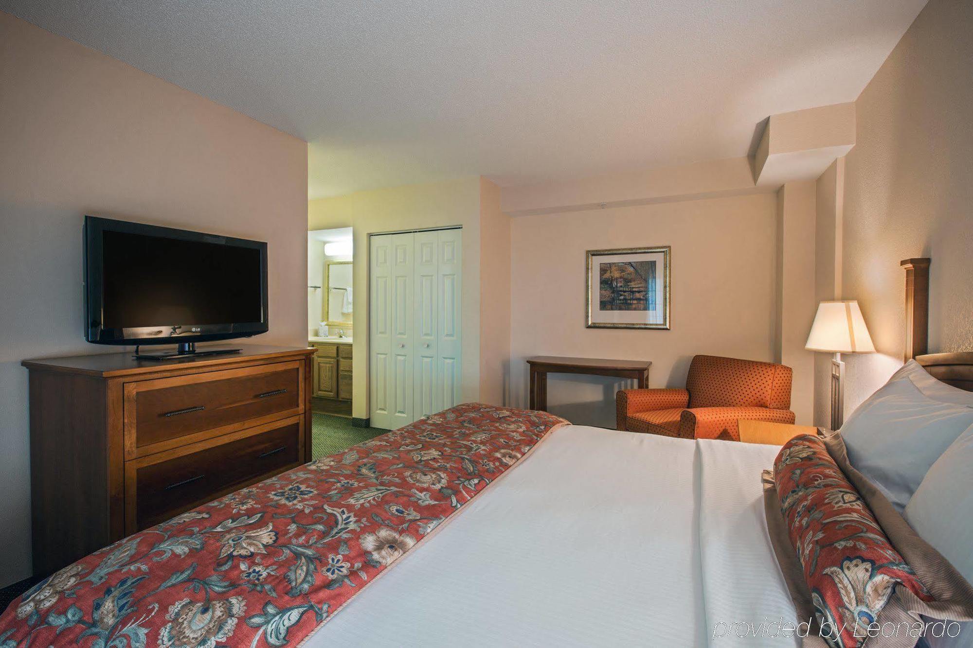 Staybridge Suites Wilmington-Newark By Ihg Bagian luar foto