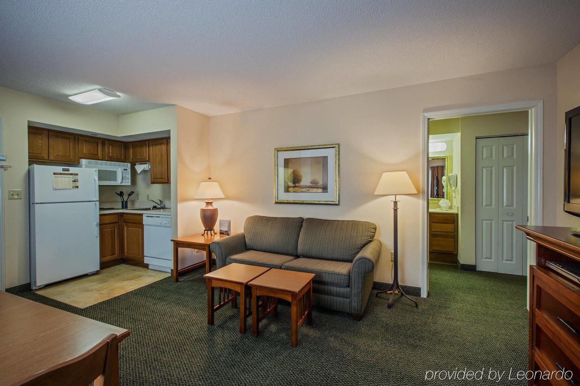 Staybridge Suites Wilmington-Newark By Ihg Bagian luar foto