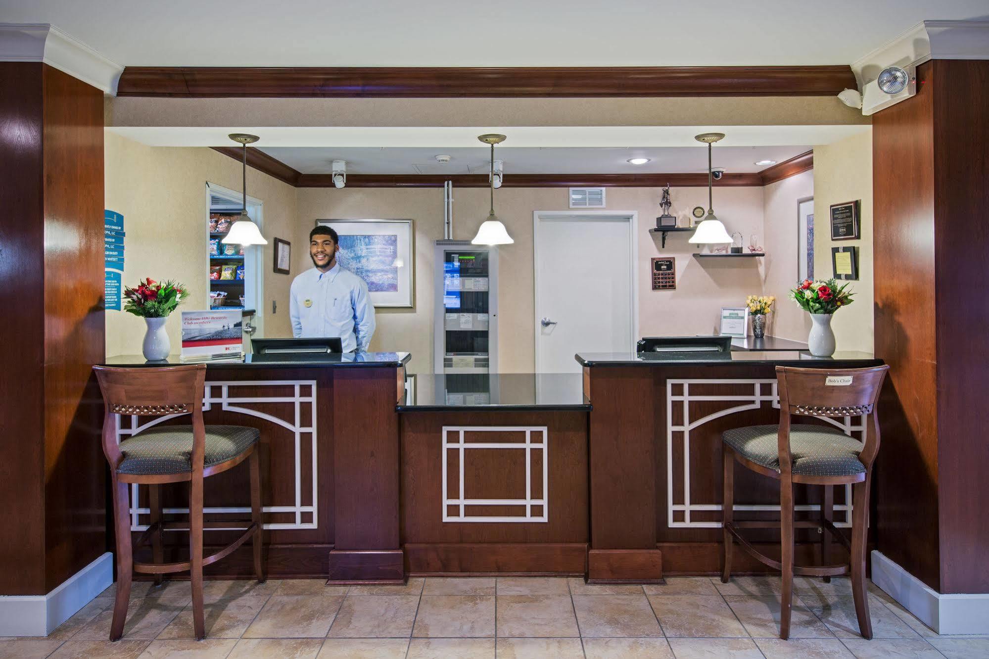 Staybridge Suites Wilmington-Newark By Ihg Bagian luar foto