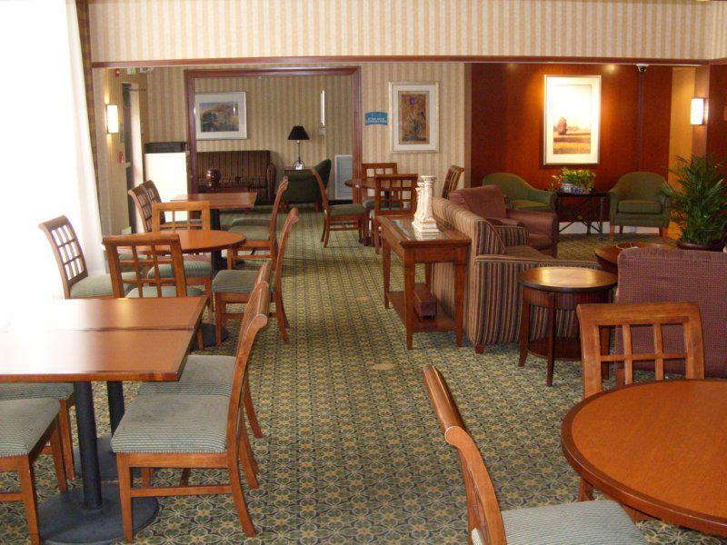 Staybridge Suites Wilmington-Newark By Ihg Bagian luar foto